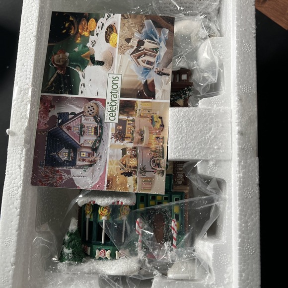 Department 56 Simple Traditions Treats & Sweets Candy Shop Holiday Charms #24202 - Picture 4 of 11